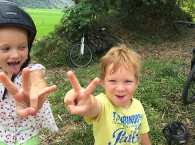 vietnam family cycling