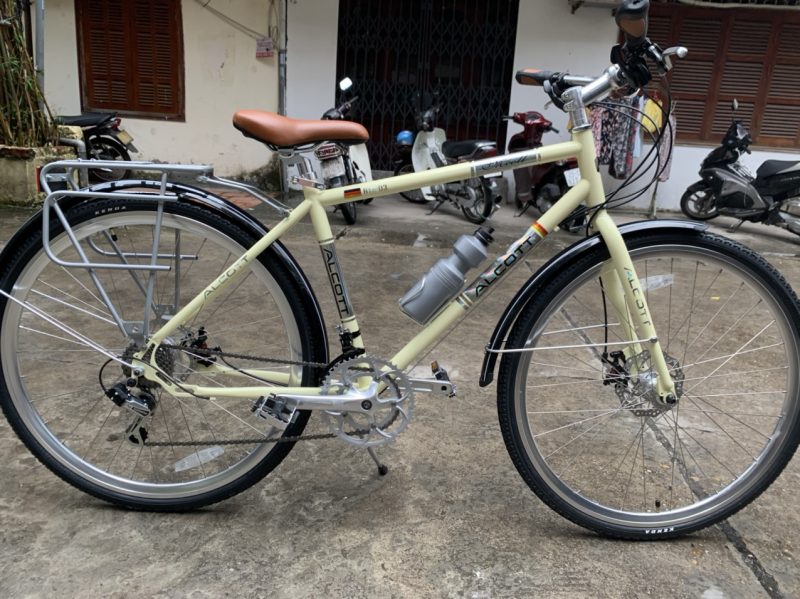 Hanoi urban cycling