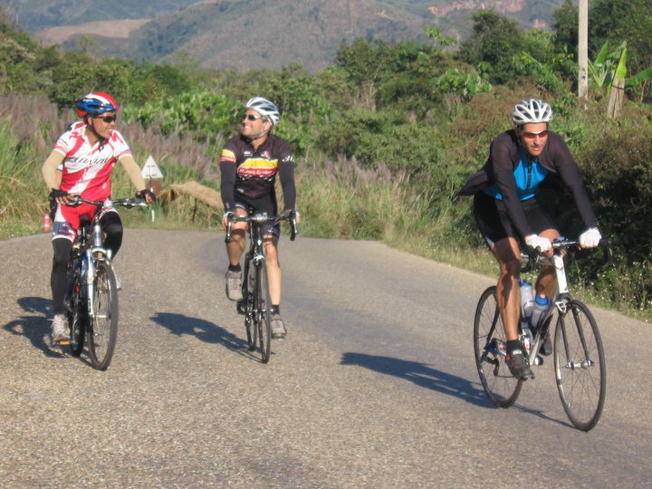 cycling vietnam lao
