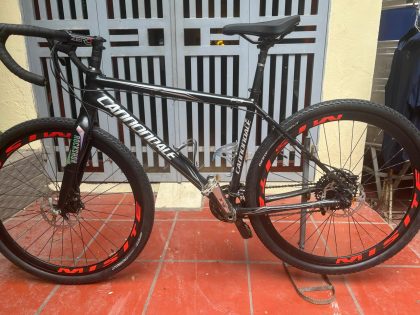 cannondale gravel bike